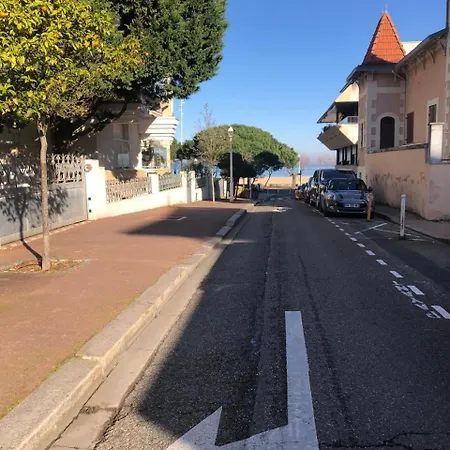 Elégant T2 Près De La Et En Hyper Centre Appartement *