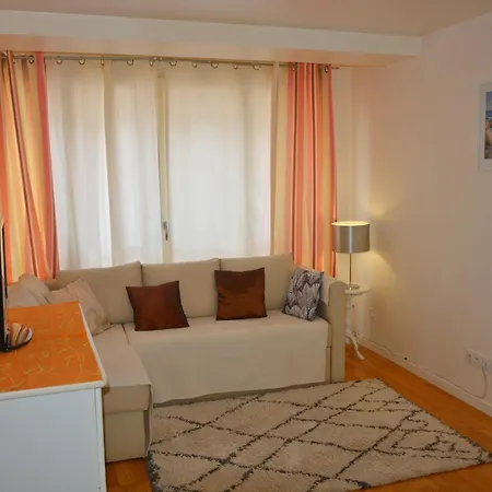 Elegant T2 Pres De La Et En Hyper Centre Apartment