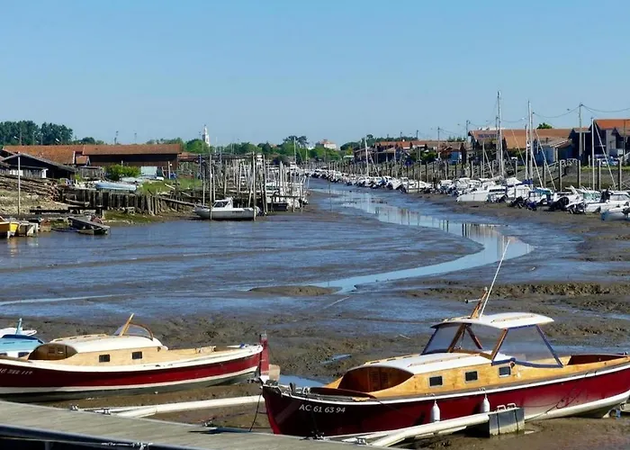 Le Bassin A Vos Pieds Avec T2 Elegant Entre Et Hyper Centre Апартаменты